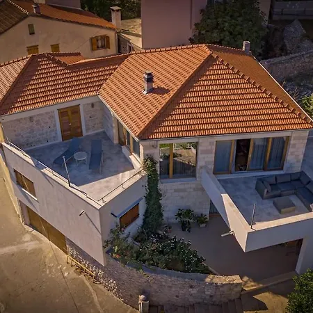 Дом отдыха In - Island Hvar