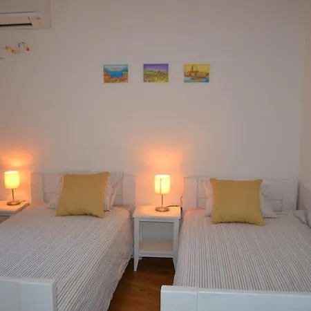 Casa de Férias Holiday In - Island Hvar